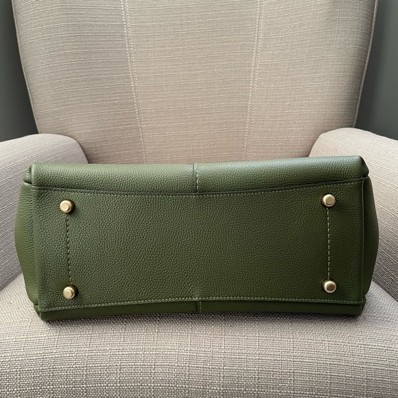 Coach Lana Shoulder Bag in colour Brass/Olive new - Picture 10 of 16